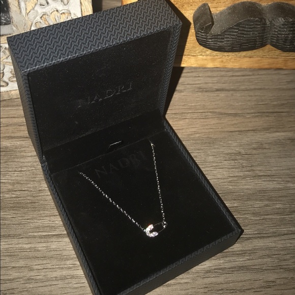 NWT Nadri Petite Safety Pin Necklace SOLD OUT - Picture 6 of 8